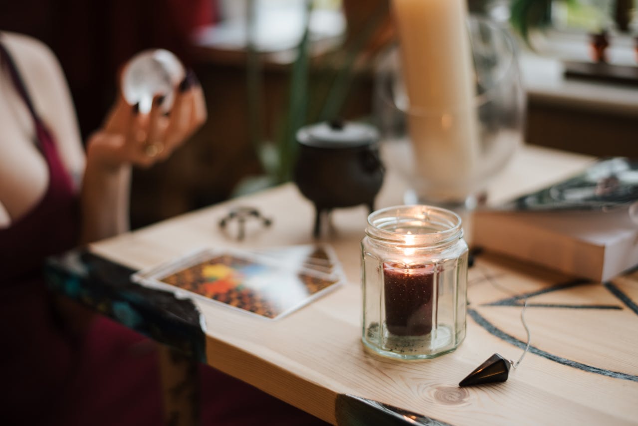 Western Astrology Expert UK